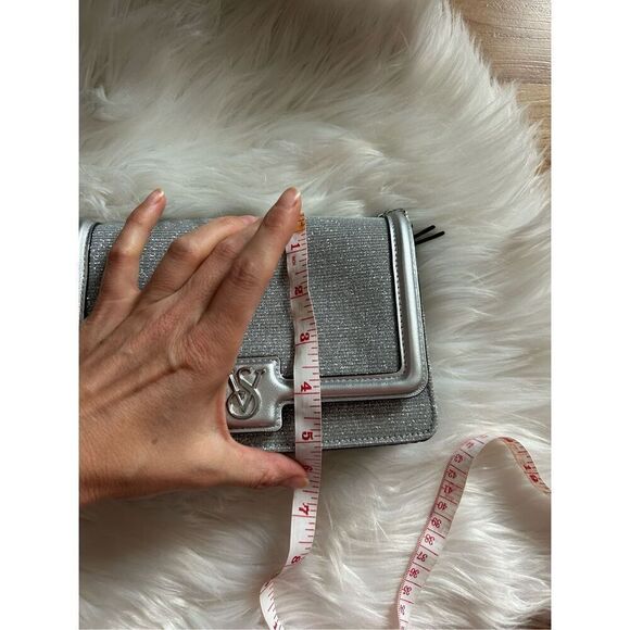 VICTORIA'S SECRET Shimmering Silver Logo BLING MINI CROSSBODY BAG y2k clutch cro - Picture 10 of 11